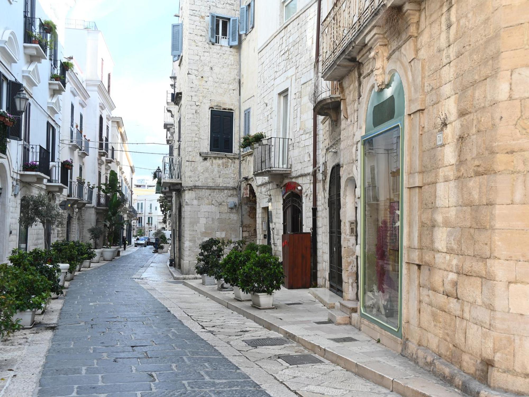 Ferienwohnung Ognissanti80 Trani Exterior foto